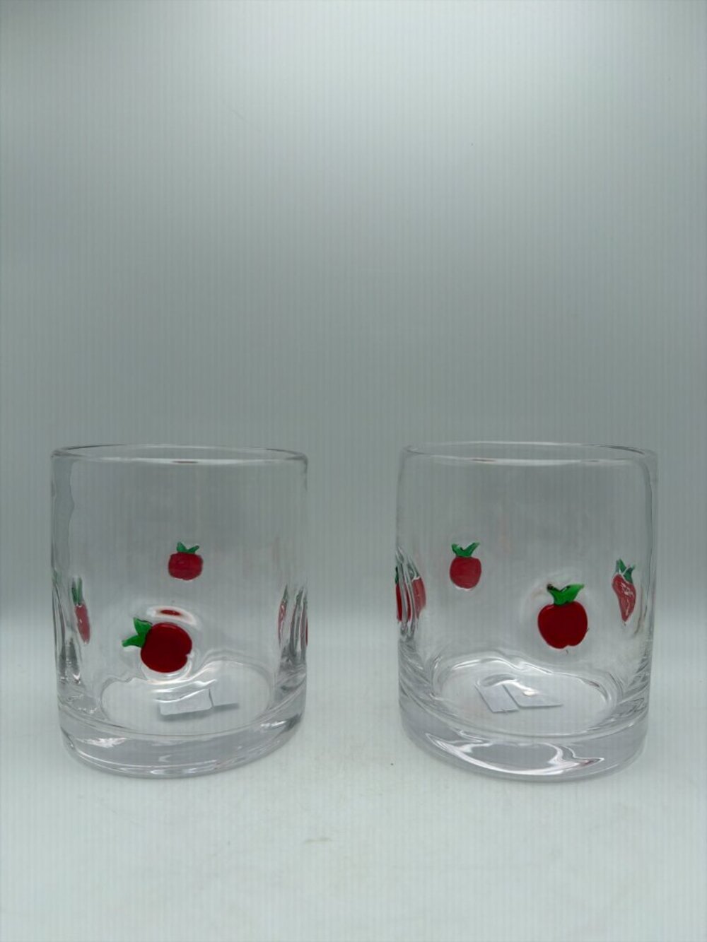 Crate & Barrel Apples Icon Juice‎ Glass New Set of 2